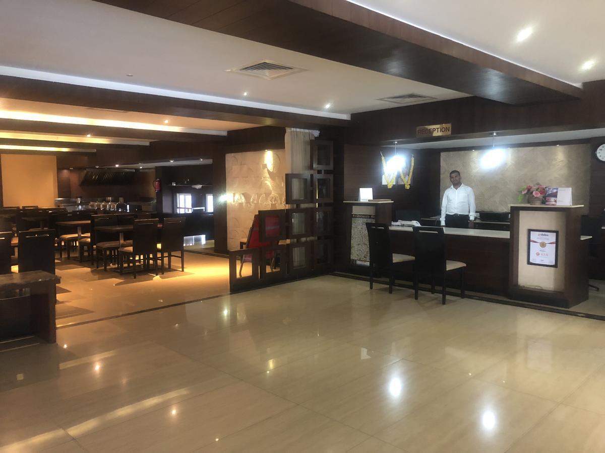 Hotel Shaans Tiruchirappalli Екстериор снимка